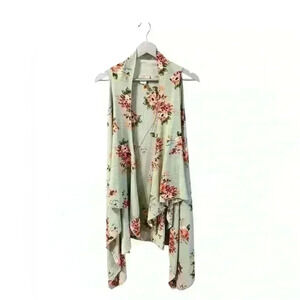 🟠Pretty Young Thing Sleeveless Kimono OS